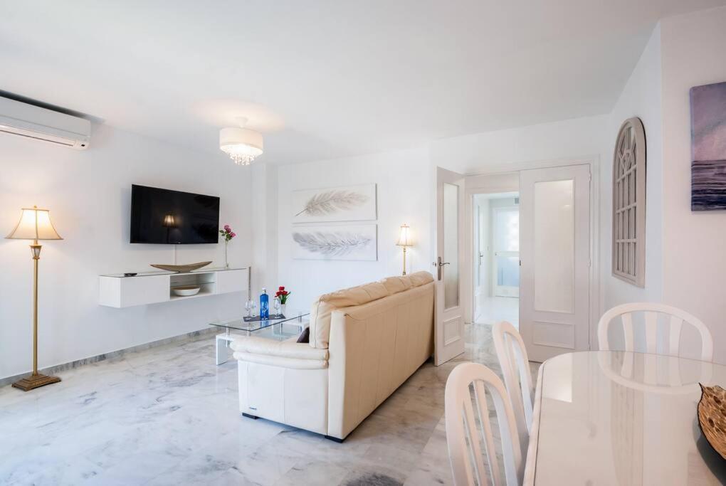 Apartamento Con Piscina Cerca Del Golf En Atalaya - Atalaya Del Golf 31 Estepona Exterior photo